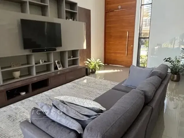 Casa com 450m² 4 quartos e 5 banheiros, à venda, no bairro Jardim do Golfe em São José dos Campos
