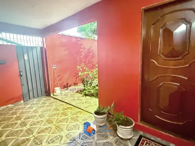 Casa com 200m² 3 quartos e 2 banheiros, à venda, no bairro Avelino Alves Palma em Ribeirão Preto