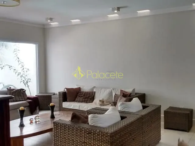 Casa com 428m² 4 quartos e 3 banheiros, à venda, no bairro Jardim Independência em Taubaté