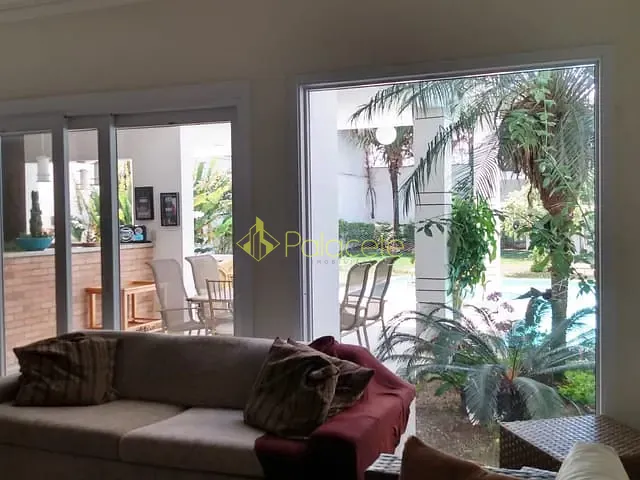 Casa com 428m² 4 quartos e 3 banheiros, à venda, no bairro Jardim Independência em Taubaté
