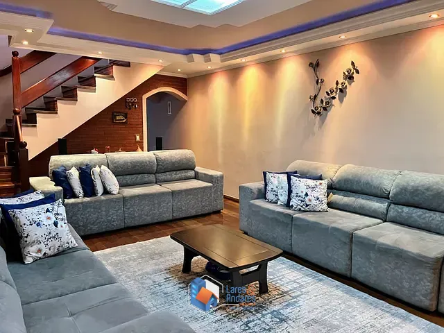 Casa com 195m² 4 quartos e 4 banheiros, à venda, no bairro Vila Barros em Guarulhos