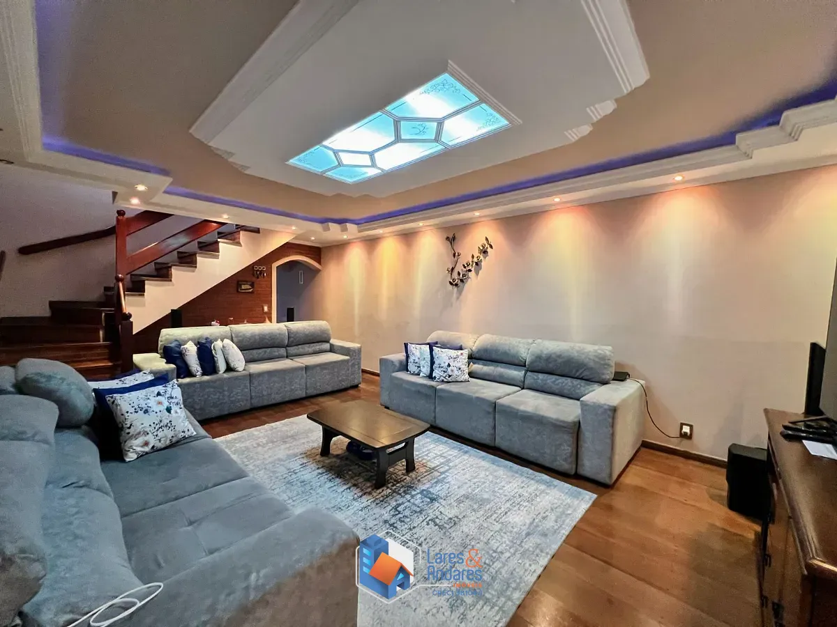 Casa, 4 quartos, 276 m² - Foto 1