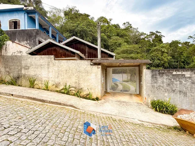 Casa com 349m² 2 quartos e 1 banheiro, à venda, no bairro Suíssa em Ribeirão Pires
