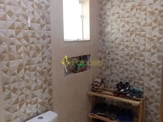 Casa 3 quartos e 2 banheiros, à venda, no bairro Residencial Santa Bárbara em Guaratinguetá