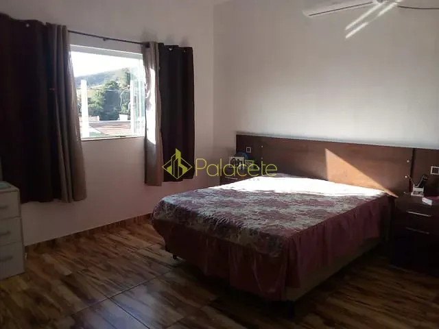 Casa 3 quartos e 2 banheiros, à venda, no bairro Residencial Santa Bárbara em Guaratinguetá