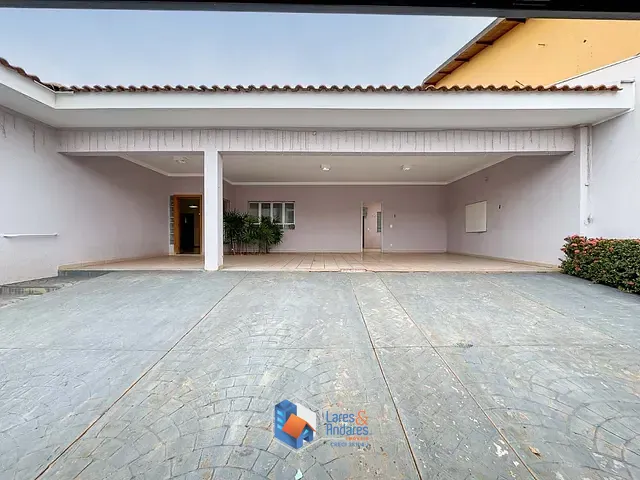 Casa com 720m² 4 quartos e 5 banheiros, à venda, no bairro Nova Jaboticabal em Jaboticabal