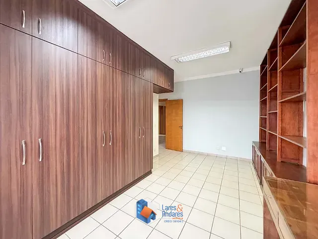 Casa com 720m² 4 quartos e 5 banheiros, à venda, no bairro Nova Jaboticabal em Jaboticabal