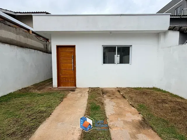 Casa com 175m² 3 quartos e 2 banheiros, à venda, no bairro Nova Cerejeira em Atibaia