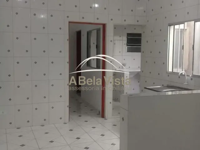 Casa com 100m² 4 quartos e 6 banheiros, à venda, no bairro Santa Maria em Osasco