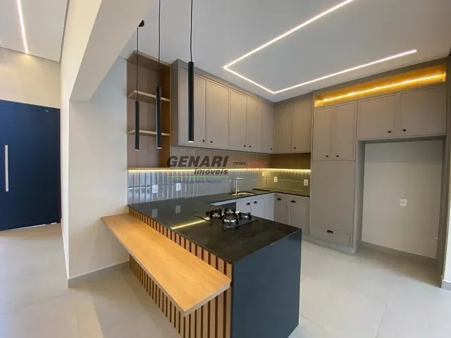 Casa com 300m² 3 quartos e 5 banheiros, à venda, no bairro Residencial London Park em Indaiatuba