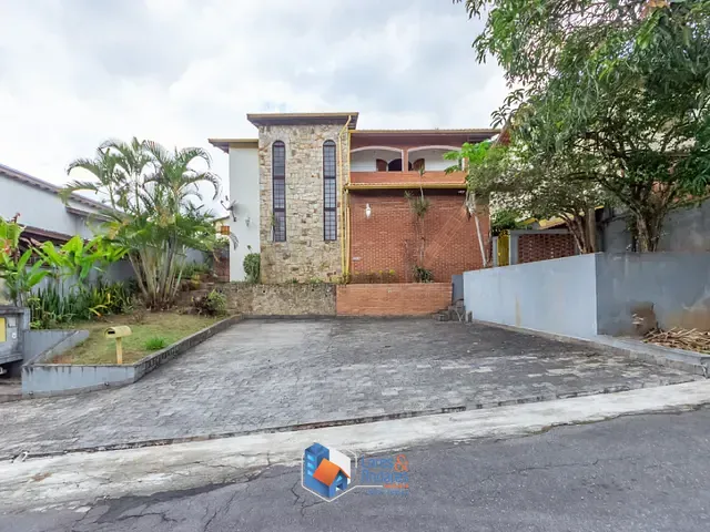 Casa com 560m² 5 quartos e 4 banheiros, à venda, no bairro Nova Higienópolis em Jandira