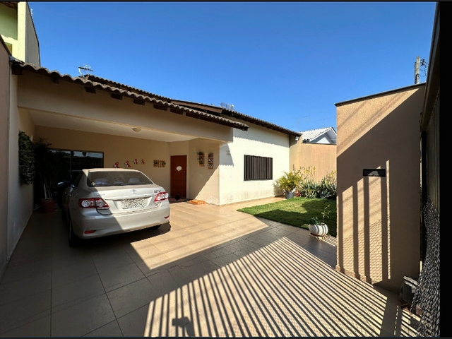 Foto do Casa - Casa à venda 3 Quartos, 2 Suites, 2 Vagas, 300M², Jardim Guararapes, Londrina - PR | Londrina Cred Imóveis