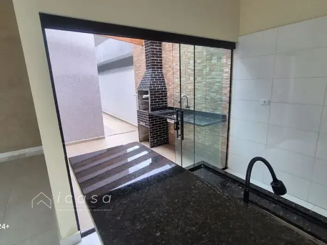 Casa com 150m² 3 quartos e 2 banheiros, à venda, no bairro Piracangaguá (Chácara Flórida) em Taubaté