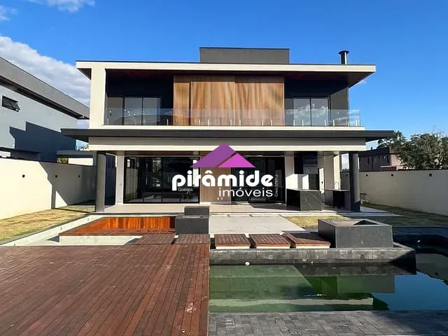 Casa com 700m² 4 quartos e 6 banheiros, à venda, no bairro Urbanova em São José dos Campos