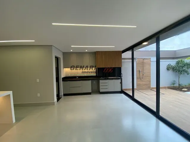 Casa com 300m² 3 quartos e 5 banheiros, à venda, no bairro Residencial Evidências em Indaiatuba