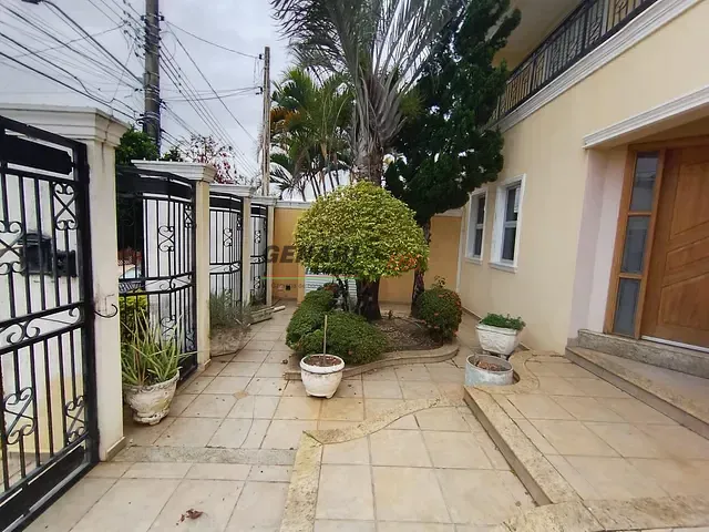 Casa com 300m² 5 quartos e 4 banheiros, à venda ou para alugar, no bairro Jardim Esplanada em Indaiatuba