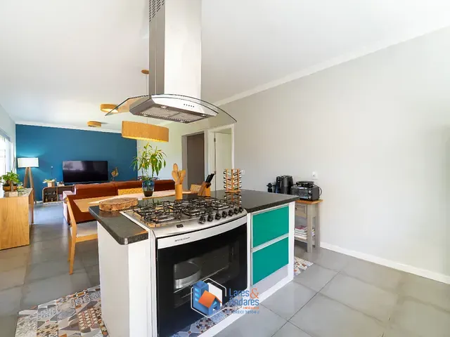 Casa com 450m² 3 quartos e 4 banheiros, à venda, no bairro Residencial Terras de Jundiaí em Jundiaí