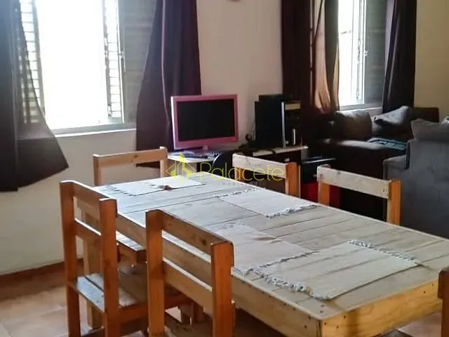 Casa com 289m² 2 quartos e 2 banheiros, à venda, no bairro Parque das Árvores em Guaratinguetá