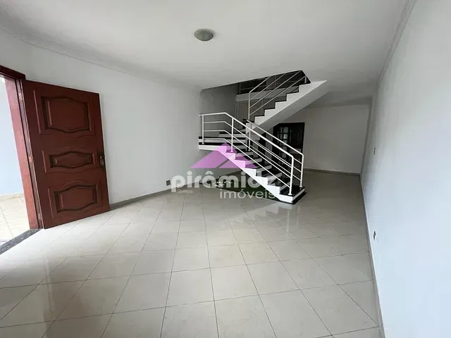 Casa com 153m² 4 quartos e 5 banheiros, à venda, no bairro Residencial de Ville em São José dos Campos