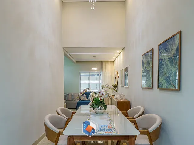 Casa com 200m² 3 quartos e 3 banheiros, à venda, no bairro Jardim dos Lagos em Nova Odessa