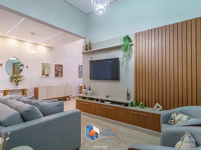Casa com 200m² 3 quartos e 3 banheiros, à venda, no bairro Jardim dos Lagos em Nova Odessa
