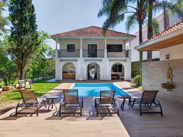 Casa com 645m² 3 quartos e 6 banheiros, à venda ou para alugar, no bairro Alphaville em Santana de Parnaíba