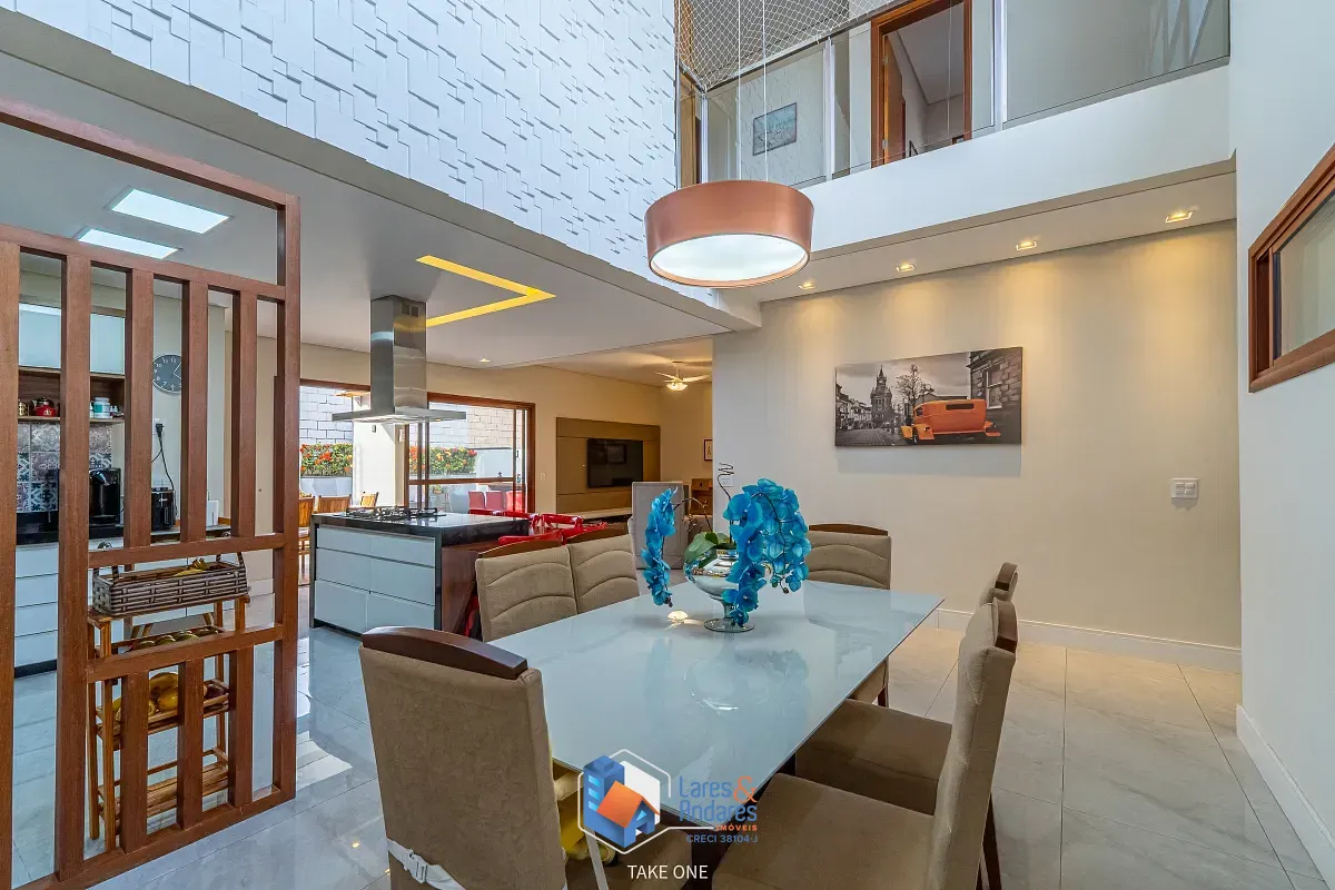 Casa, 3 quartos, 238 m² - Foto 4