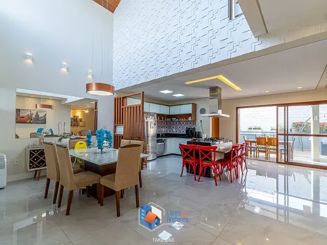 Casa com 301m² 3 quartos e 3 banheiros, à venda, no bairro Jardim Residencial Alto de Itaici em Indaiatuba
