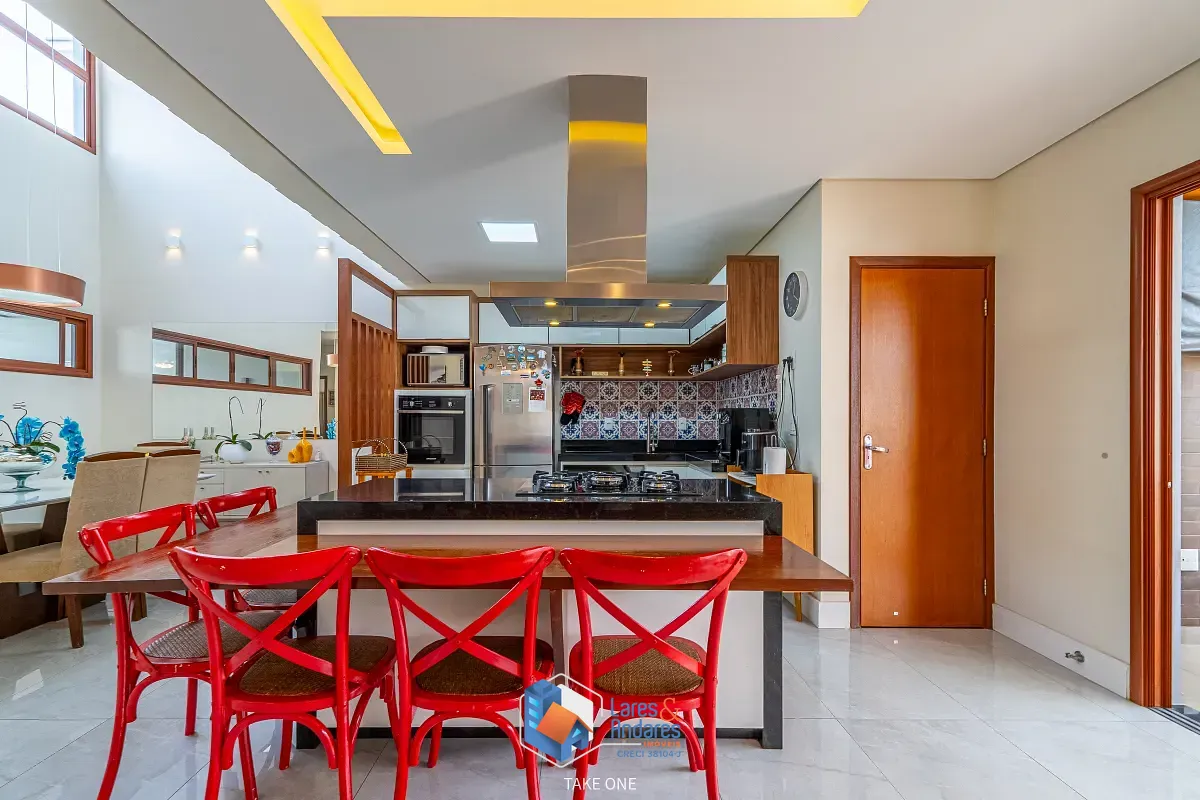Casa, 3 quartos, 238 m² - Foto 7