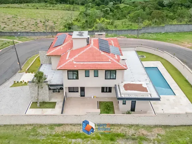 Casa com 1240m² 4 quartos e 6 banheiros, à venda, no bairro Cidade Jardim em Jacareí