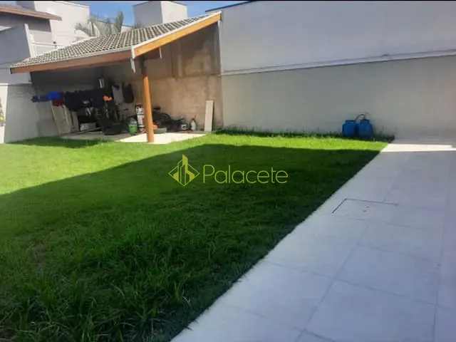 Casa com 300m², à venda, no bairro Abaete em Taubaté
