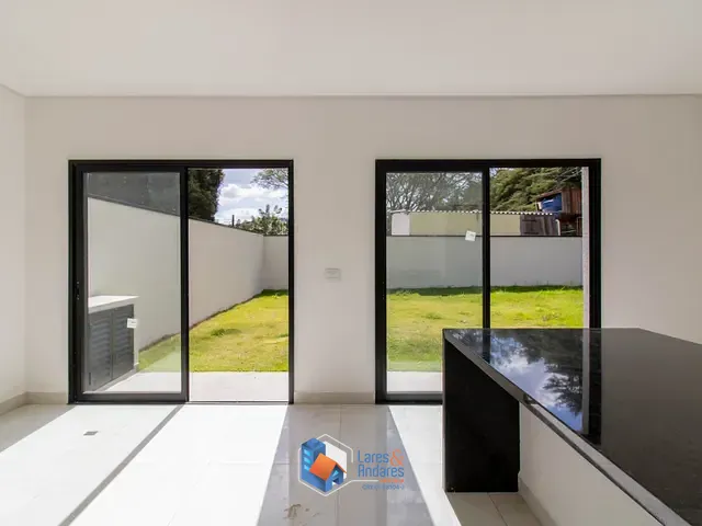 Casa com 104m² 3 quartos e 3 banheiros, à venda, no bairro Caetetuba em Atibaia