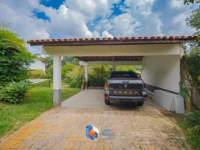 Casa com 890m² 6 quartos e 4 banheiros, à venda, no bairro Chácara Represinha em Cotia