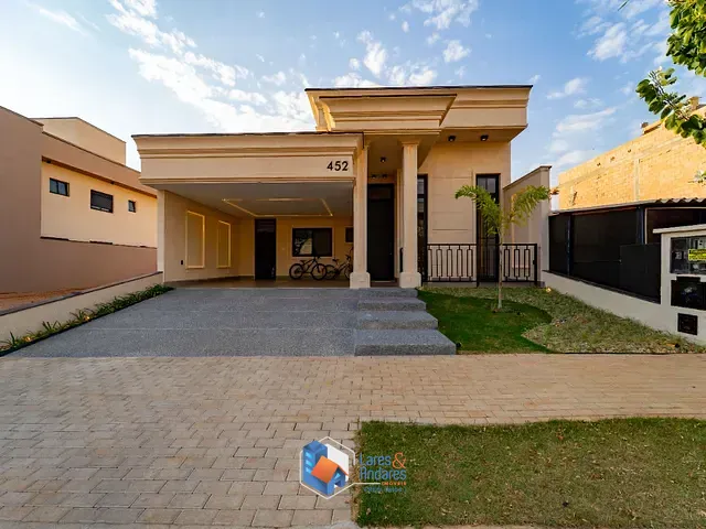 Casa com 300m² 4 quartos e 4 banheiros, à venda, no bairro Medeiros em Jundiaí