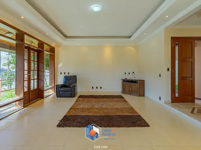 Casa com 3903m² 6 quartos e 8 banheiros, à venda, no bairro Jardim Leonor em Itatiba