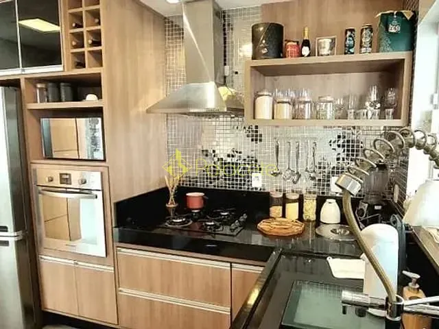 Casa com 250m² 3 quartos e 4 banheiros, à venda, no bairro Centro em Tremembé