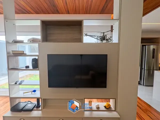 Casa com 300m² 2 quartos e 2 banheiros, à venda, no bairro Jardim Alvorada em Marília