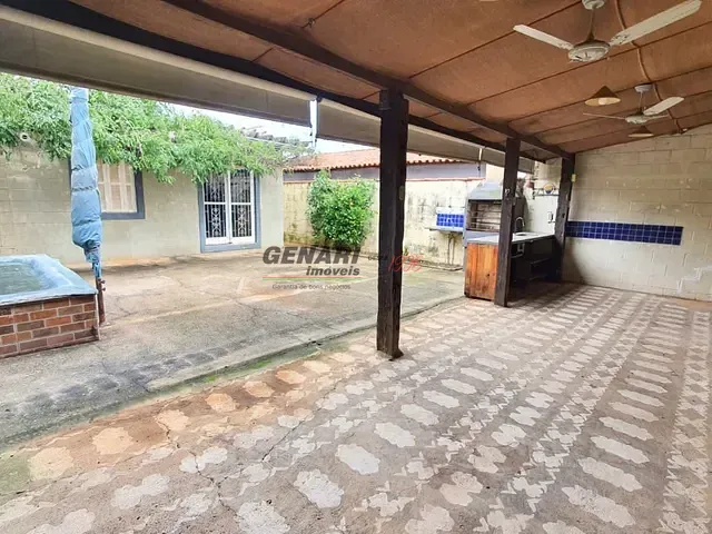 Casa com 250m² 2 quartos e 3 banheiros, à venda, no bairro Jardim Santa Rita em Indaiatuba
