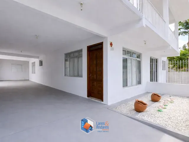 Casa com 383m² 4 quartos e 4 banheiros, à venda, no bairro Nações em Balneário Camboriú