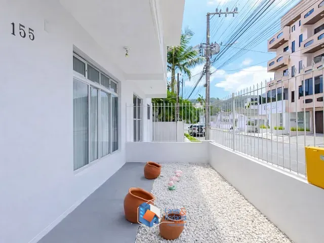 Casa com 383m² 4 quartos e 4 banheiros, à venda, no bairro Nações em Balneário Camboriú