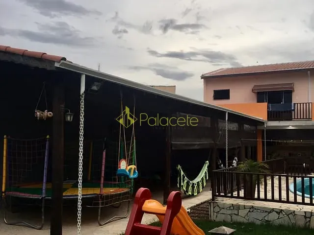 Casa com 270m² 2 quartos e 2 banheiros, à venda, no bairro Jardim Cidade Nova em Potim