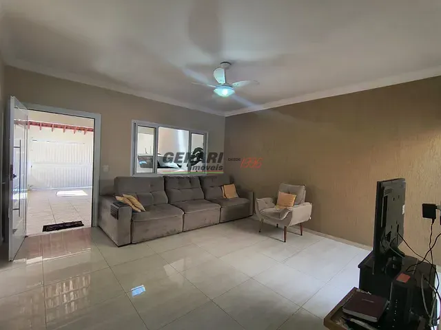 Casa com 257m² 3 quartos e 2 banheiros, à venda, no bairro Jardim Regina em Indaiatuba