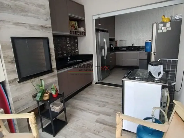 Casa com 200m² 3 quartos e 4 banheiros, à venda, no bairro Jardim Bréscia em Indaiatuba