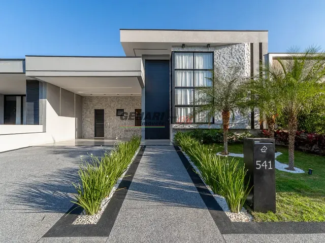 Casa com 300m² 3 quartos e 5 banheiros, à venda, no bairro Jardim Residencial Dona Lucilla em Indaiatuba