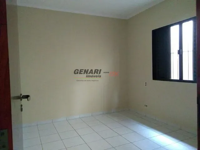 Casa com 260m² 3 quartos e 4 banheiros, à venda, no bairro Jardim Regina em Indaiatuba