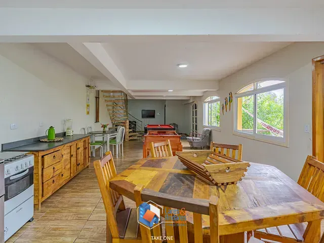 Casa com 2525m² 3 quartos e 4 banheiros, à venda, no bairro Recanto dos Palmares em Atibaia