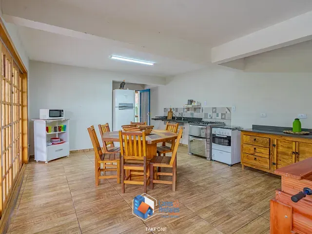 Casa com 2525m² 3 quartos e 4 banheiros, à venda, no bairro Recanto dos Palmares em Atibaia