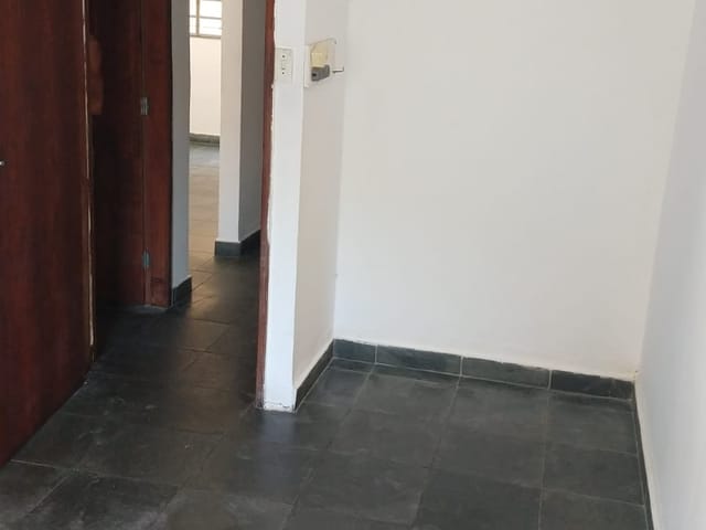 Casa com 158m² 2 quartos e 1 banheiro, à venda, no bairro Parque São Luís em Taubaté