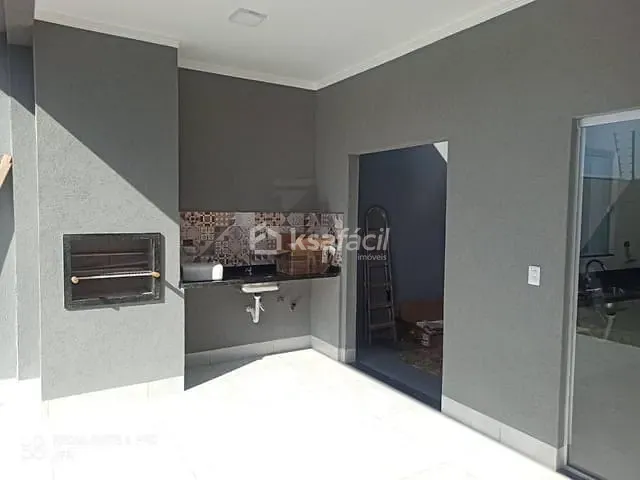 Casa com 195m² 2 quartos e 2 banheiros, à venda, no bairro Vila Santo Eugênio em Campo Grande