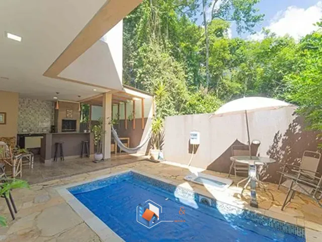 Casa com 376m² 3 quartos e 5 banheiros, à venda, no bairro Transurb em Itapevi